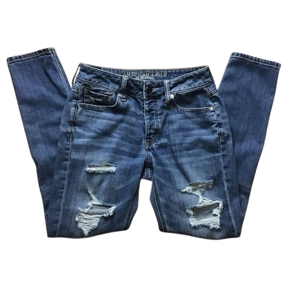 AMERICAN Eagle outfitters Tomgirl jeans ripped jeans distressed damaged size 0